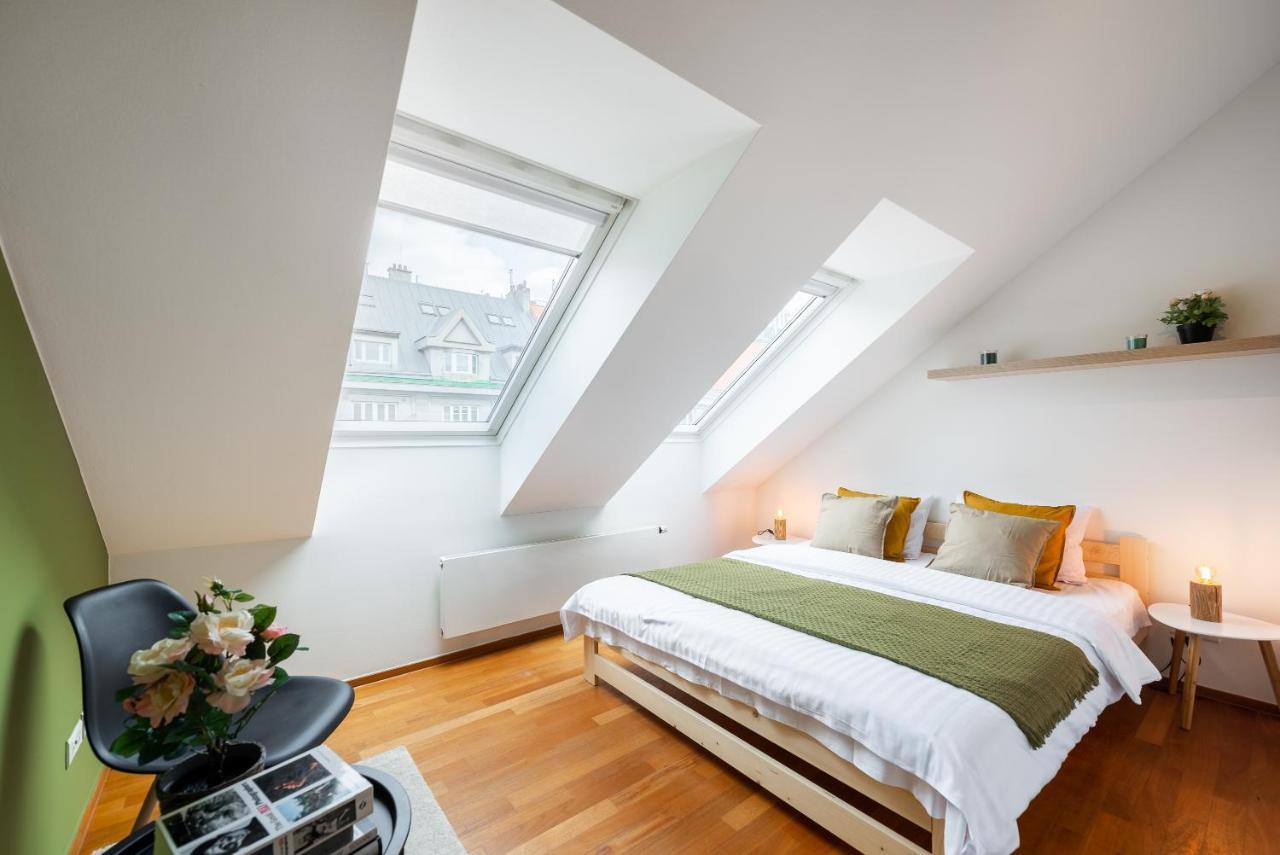 Apartment With 4 Bedrooms 布拉格 外观 照片